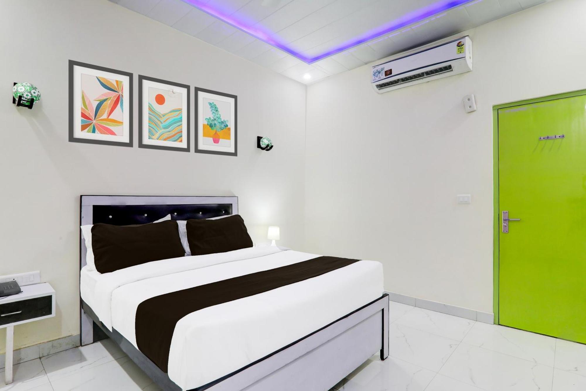 Super Hotel O Banthara Near Airport Banthra Sikandarpur Exterior foto